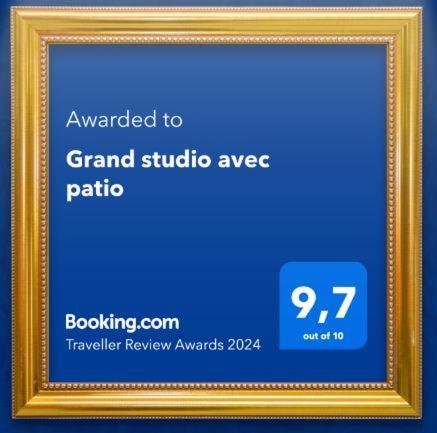 Grand Studio Avec Patio Apartment Marseille Exterior photo